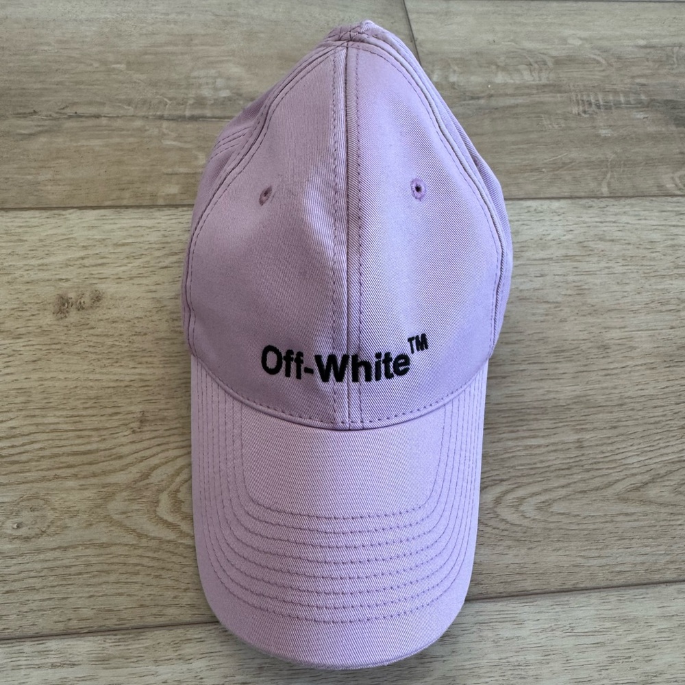 Off-White Helvetica Logo Baseball Hat (lilac)